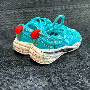 Boy puma sneakers. Super Mario addition. Limited addition